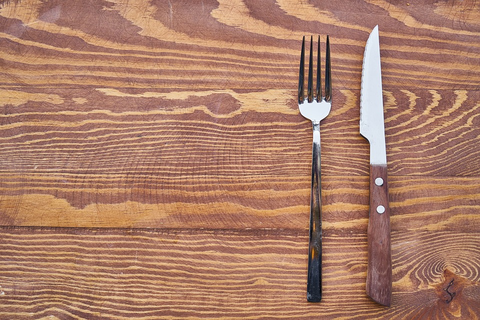 Ohne Nahrung überleben: Wie lange geht das?